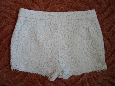 Bílé krajkové kraťasy kraťásky šortky, amisu,38