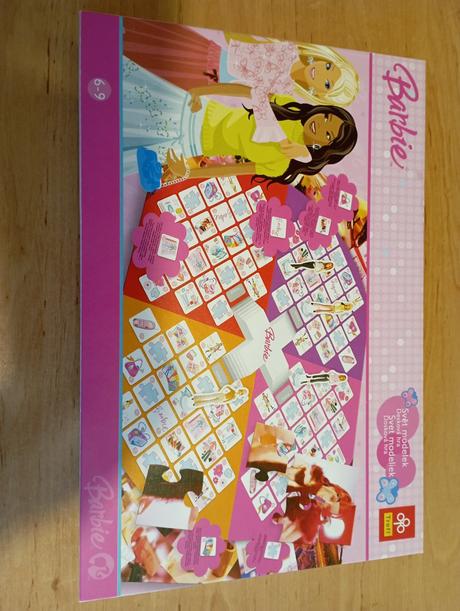 Stolní hra svět modelek barbie, zn. trefl, 