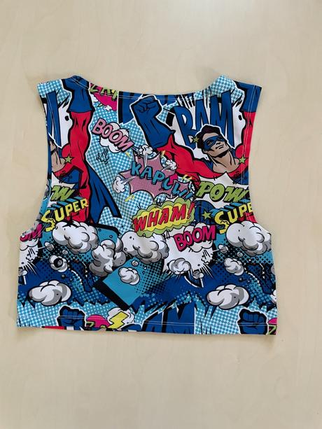Comiks crop top, vel s-l, fb sister, m