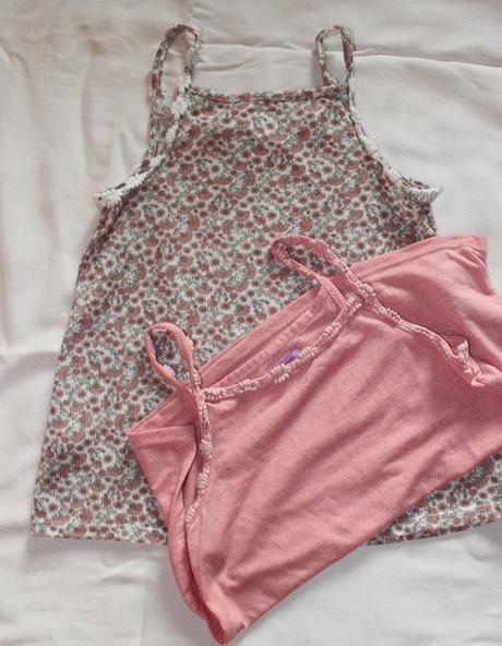 Av24. 2 ks tílek 7-8 let, f&f,128