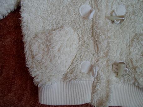 Bílá chlupatá bunda bundička kabátek chlupatka, f&f,104