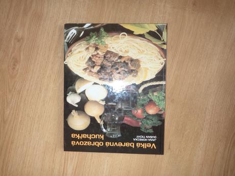 Velká barevná obrázková kuchařka, 
