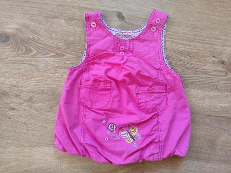 Lacláčové šatičky, 98