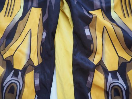 Kostým transformers vel 128, 