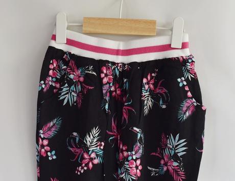 Kalhoty vel. 5 let, tu,110