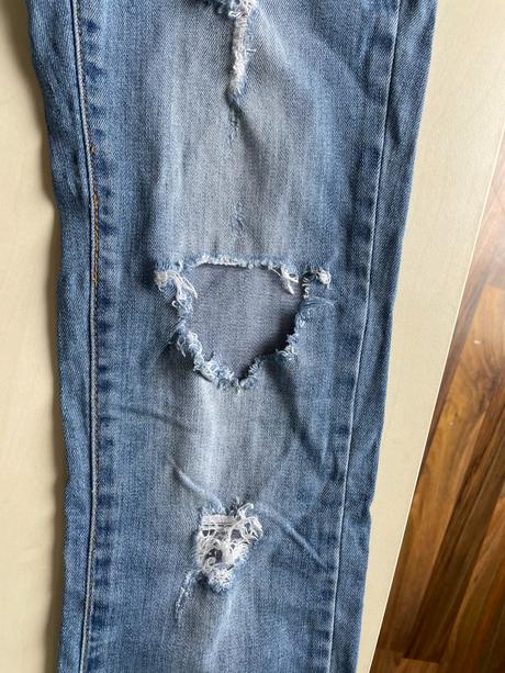 Džíny s dírami, vel není cca s/m, fb sister denim, s