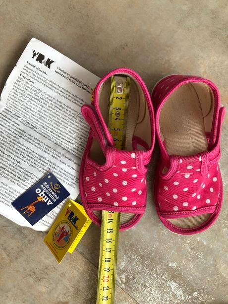 Růžová tečka bačkůrky rak noha 13,5cm, vel. 21, rak,21