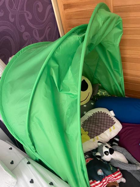 Zelený baldachýn k dětské postýlce, zn.ikea, šířka (cm): 70,délka (cm): 80