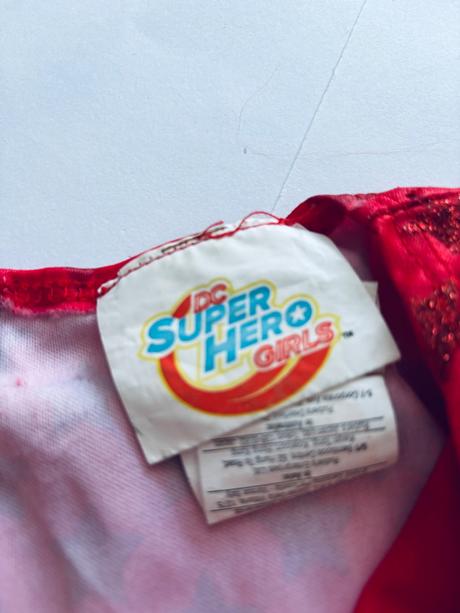K10/ kostým dc super hero girls - v.cca 7/8 let, 