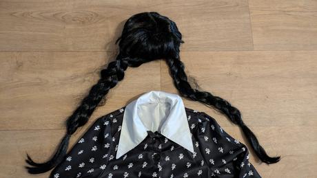 Ka407 karnevalový kostým wednesday šaty vel. 140,