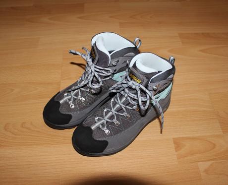 Trekové kotníčkové boty s goretexem, 40