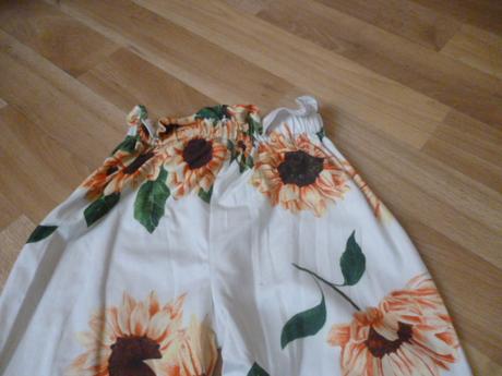 Kytkaté kalhoty vel. 4-5, 110