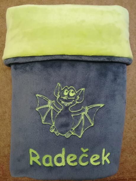 Deka s výšivkou jméno na přání - více barev, šířka (cm): 75,délka (cm): 90