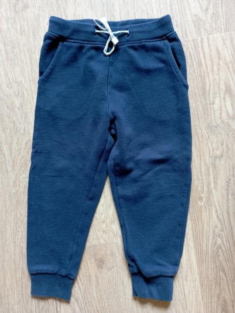 Tepláky vel. 98/104, lupilu,98