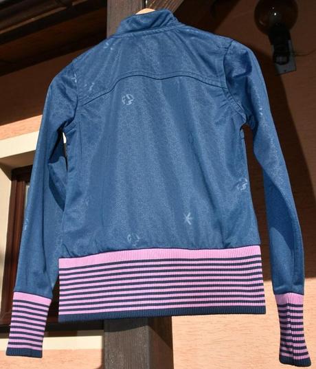 N119	dívčí mikina zn. funk 'n' soul vel. 146-152, 146