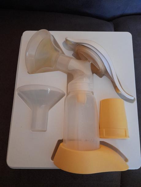 Manuální odsávačka mateřského mléka, 