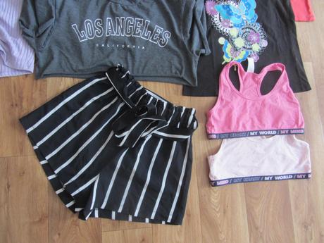 Balík oblečení na holu vel. 14-15 let, 158–170