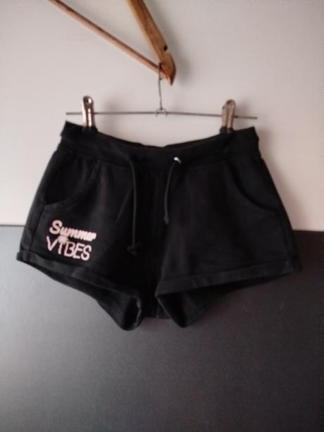 Kraťasy zn. destination vel.134, 134