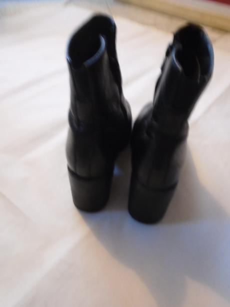 Kožené kozačky nízké vel 38 24 cm, 38