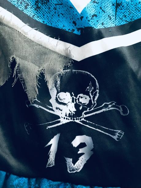 K10/ kostým roztleskávačky - v.128,