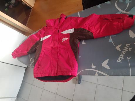 Dívčí zimní bunda vel.110/116 zn. toptex sportline, 110