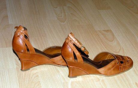 Letní sandály na podpatku v odstínu oříškově hnědé, 39