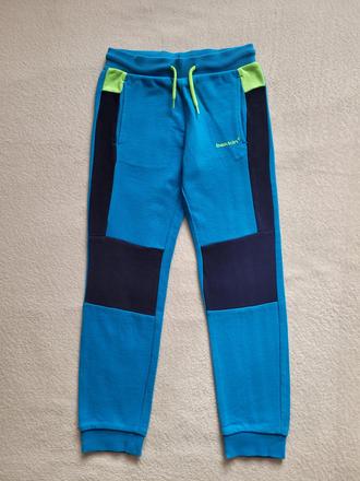 Tepláky zn. bekkin, 128