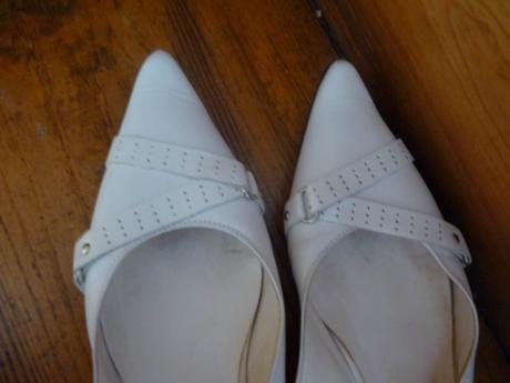 Bile kozene boty spicate bez podpadku bata 36, baťa,36