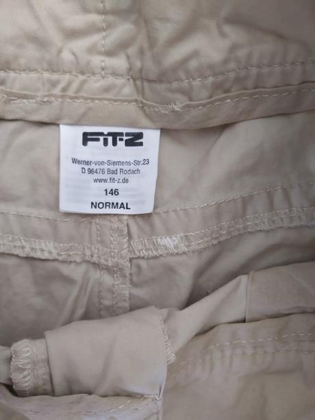 Kávové kalhoty, 146