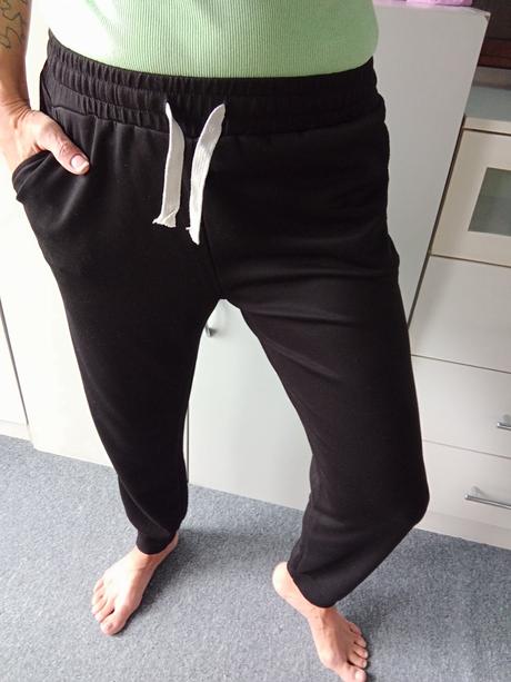 Tepláky černé vel."xl/xxl", xl