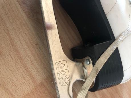 Klasicke bile brusle divci 34 jessica, 34