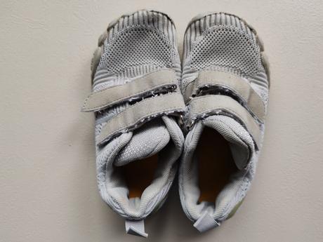 Barefoot tenisky svítící, 28