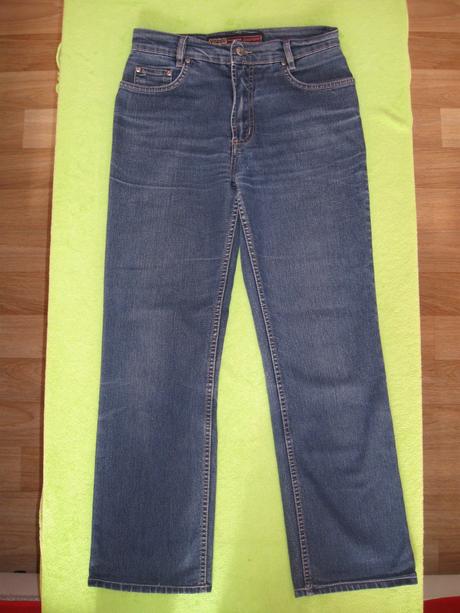Džíny, 36
