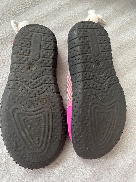 Boty do vody zn.aress vel.27, 27