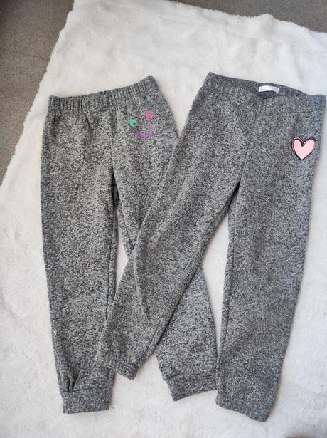 Teplejší tepláky 110-116, 110