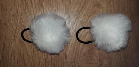 Gumička do vlasů pom pom, 