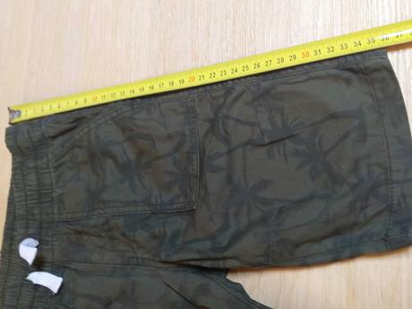 Kraťasy tmavě hnědé, palmy, h&m,98