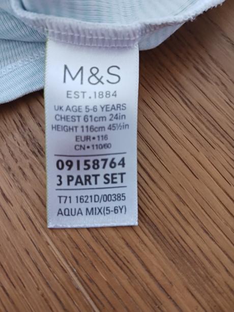 2x. m&s tílko č.116, marks & spencer,116