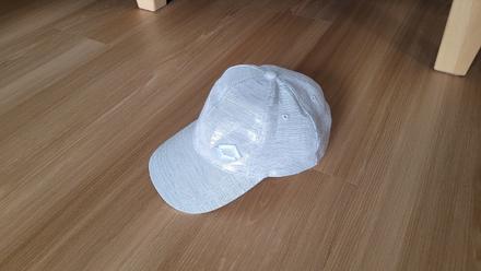 Kšiltovka třpytivá zn. lotto 8-12 let - top stav, lotto,140