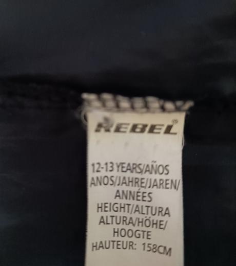 Chlapecká větrovka, rebel,158