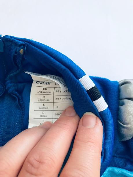 Vel.3/5 let -.st4/ kostym lazy town, 