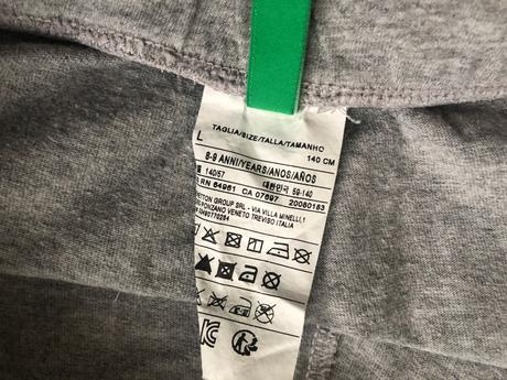 Benetton 2 kusy kraťasu 140, benetton,140