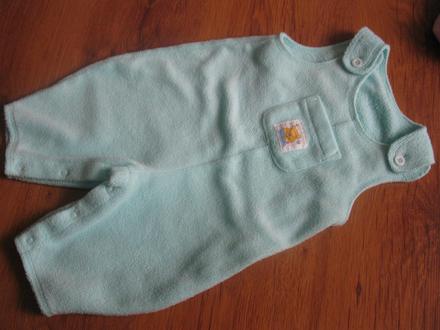 Zelené fleesové lacláčky, disney,62