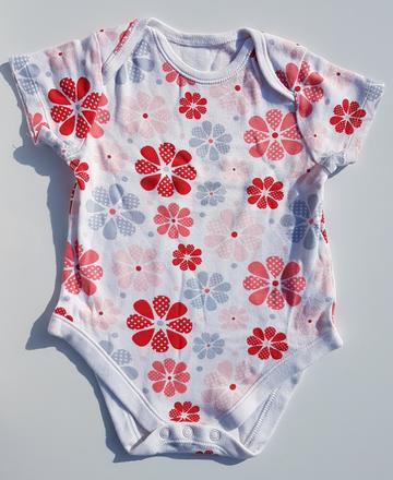 C309	dívčí body s krátkým rukávem květy vel. 80, f&f,80