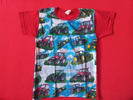 Tričko s traktorem, vlček,122