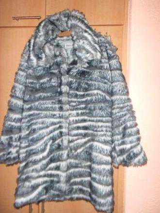 Luxusní elegantní kožíšek, 40