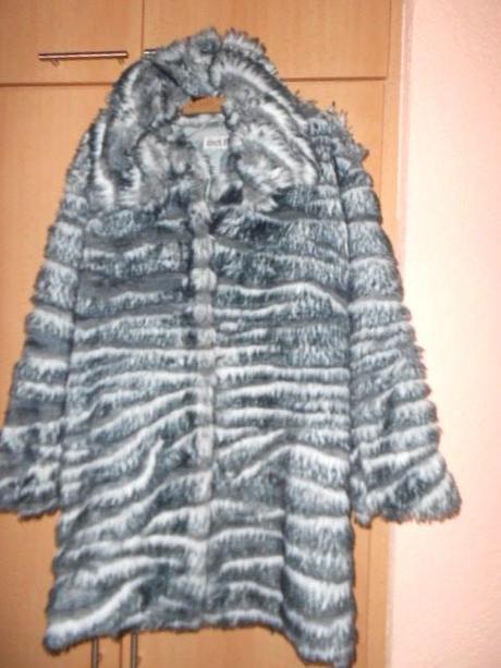 Luxusní elegantní kožíšek, 40