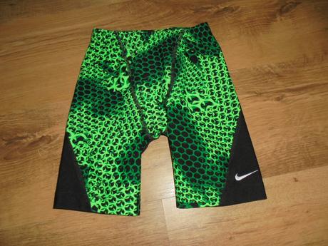 Sportovní kraťasy zn. nike, vel. 122, nike,122
