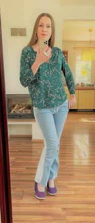 Zelená halenka s potiskem kvítků, vel m, hm, h&m,m