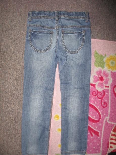 Riflíky s korálky, benetton,122